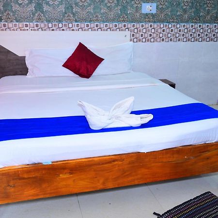 Mor Hotel Beach Heaven-স্বর্গদ্বার গোল্ডেন বিচ এবং মন্দিরের কাছে হোটেল বিচ হেভেন- Near Golden Beach & Temple Best Selling & Best Choice Of Travellers Puri Exterior foto